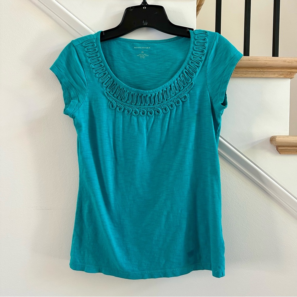 Express Short Sleeve Embroidered Tee, Size XS